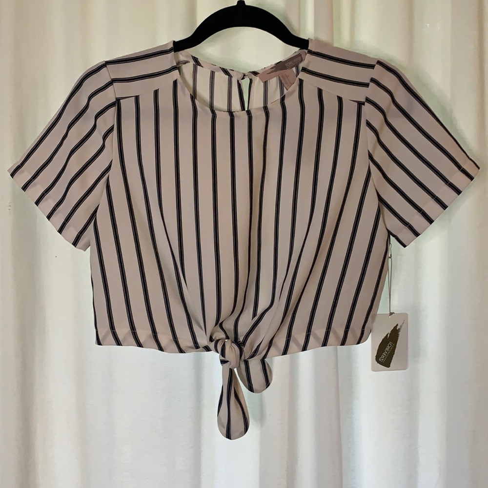 Crop Blouse With White & Black Stripes
